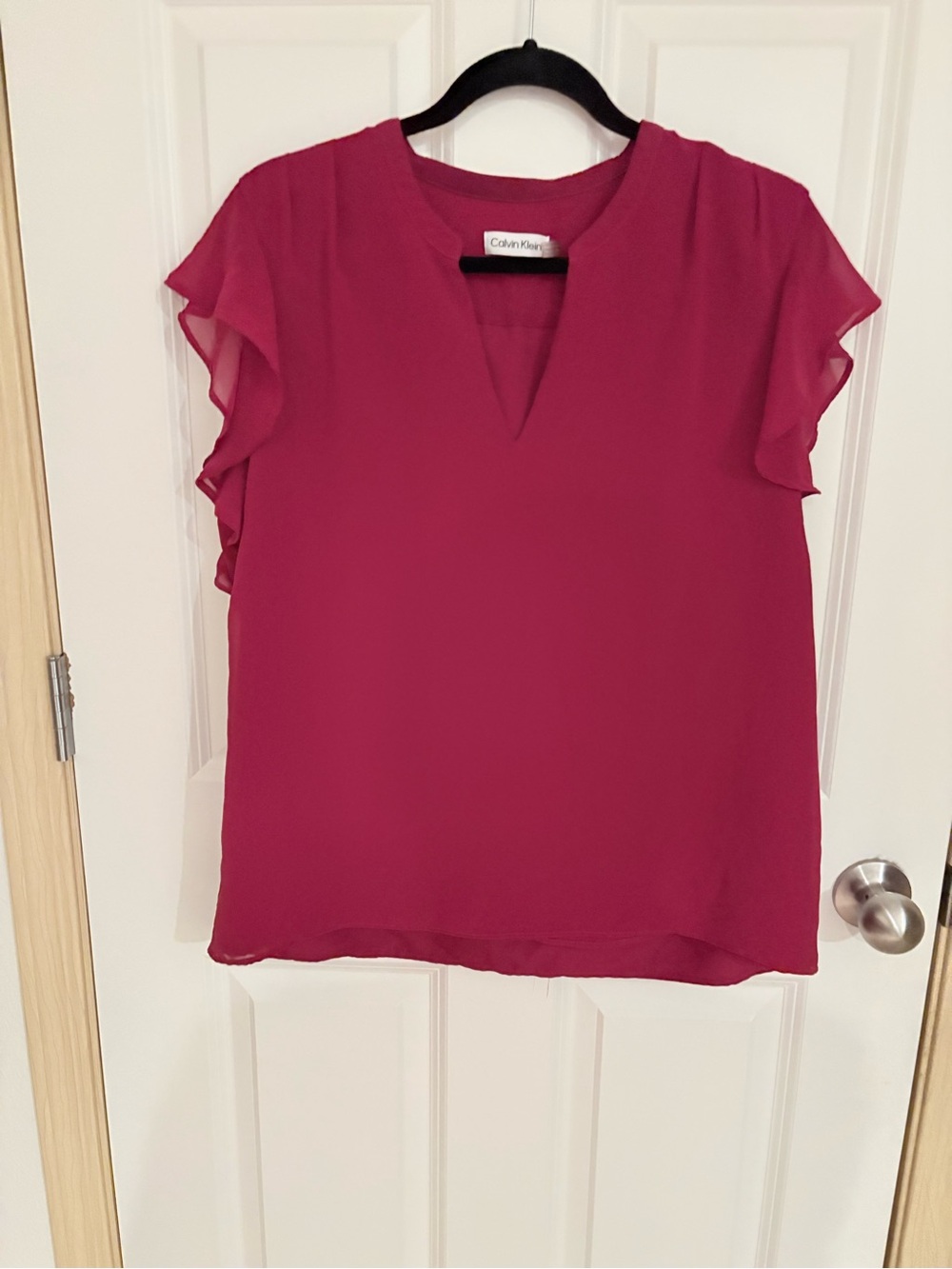 Calvin Klein Fuchsia V-Neck Flutter Sleeve Blouse